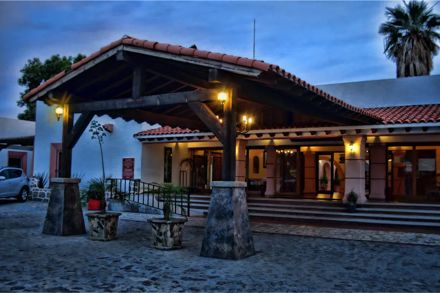 gallery-image-0