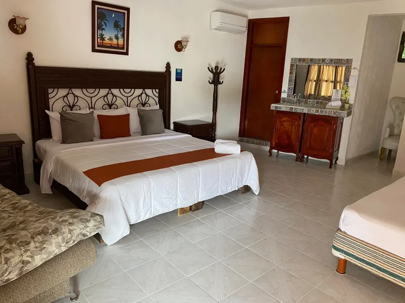 Room image 1