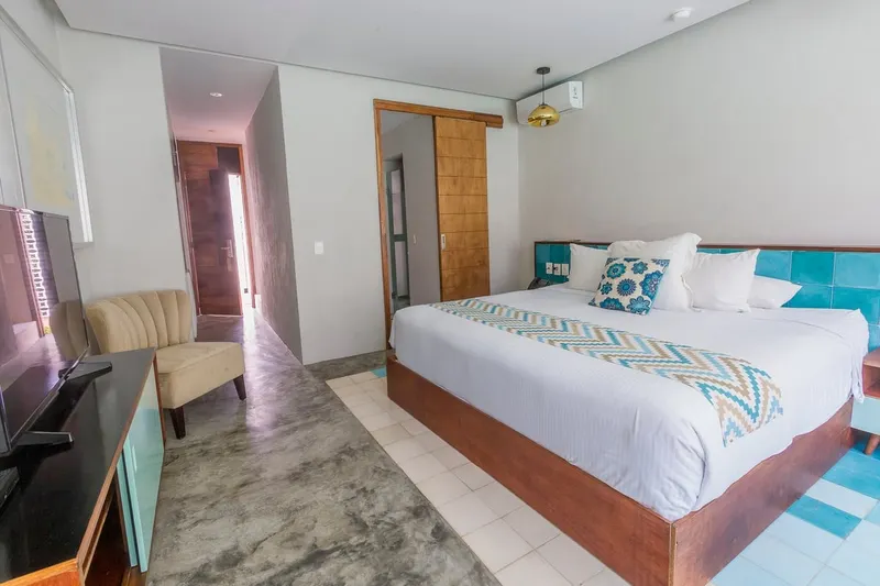 Room image 1