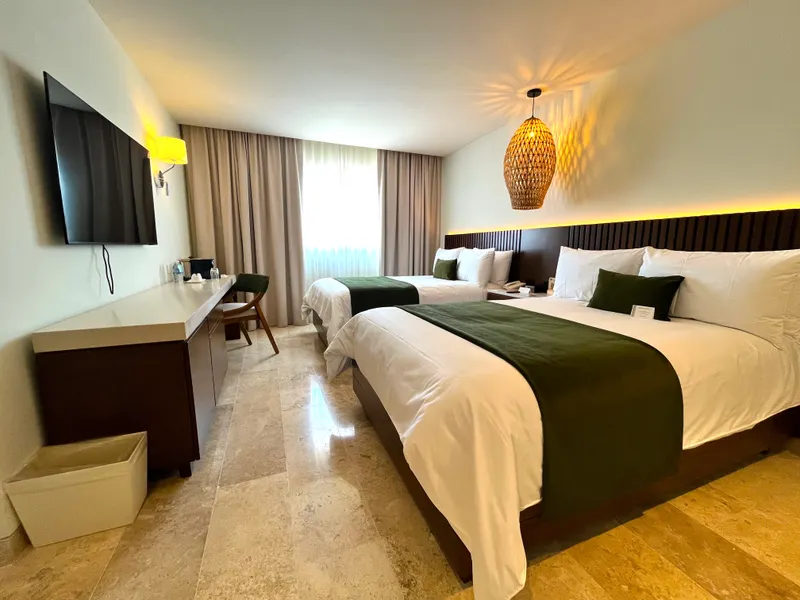 Room image 1