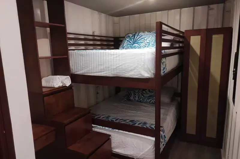 Room image 1