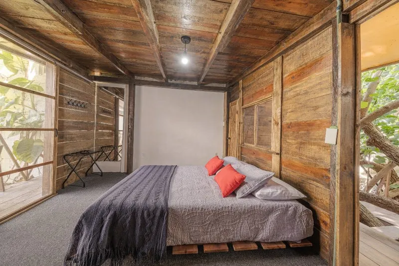 Room image 1