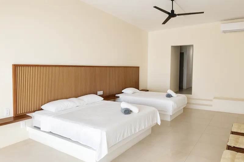 Room image 1