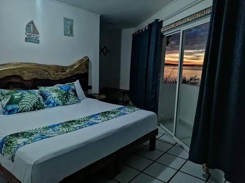 Room image 1