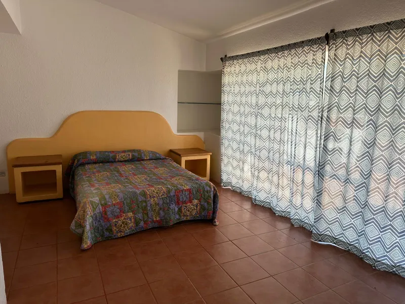 Room image 1