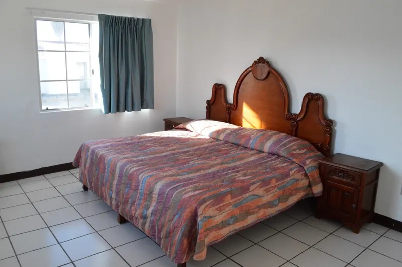 Room image 1