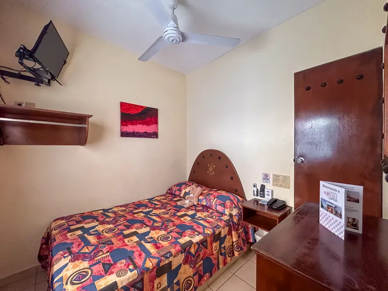 Room image 1