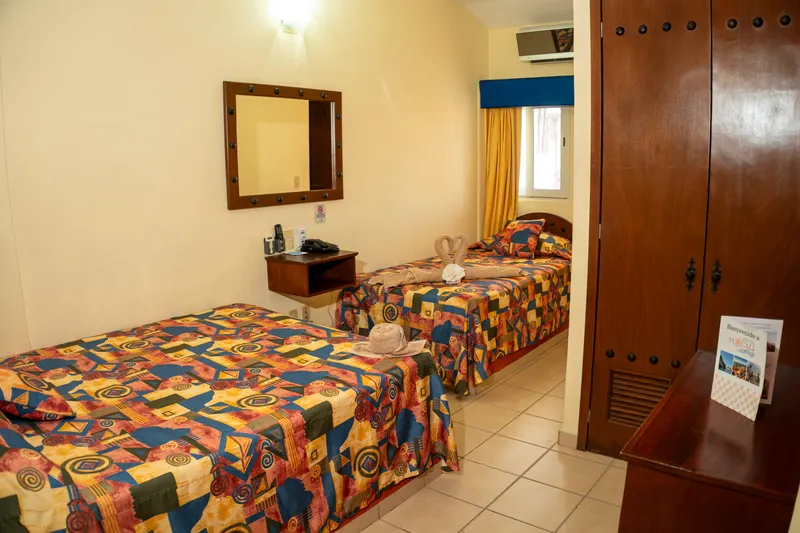 Room image 1