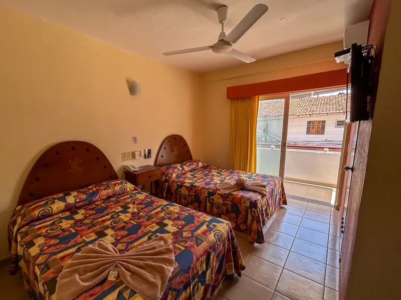Room image 1