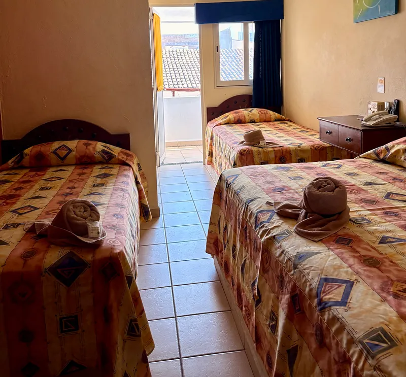 Room image 1
