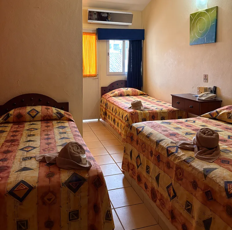 Room image 1