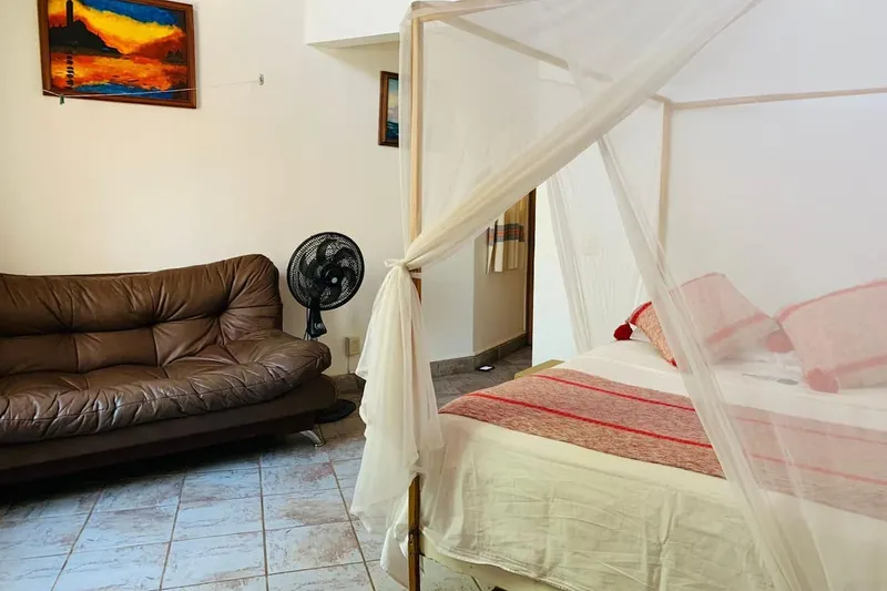 Room image 1