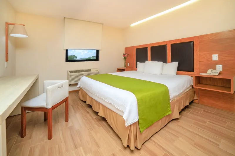 Room image 1